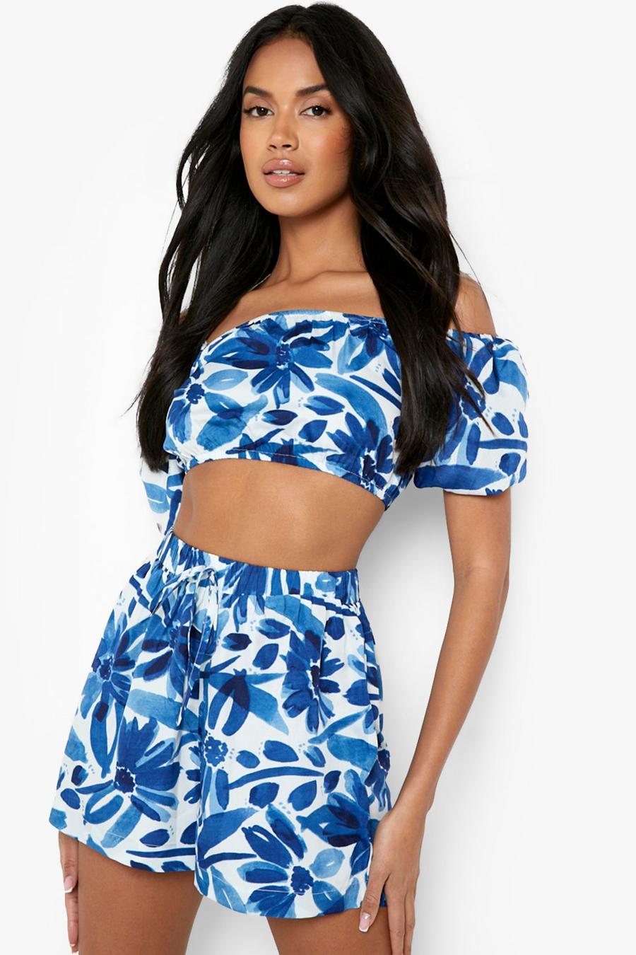 Blue Floral Puff Sleeve Crop & Flowy Shorts image number 1