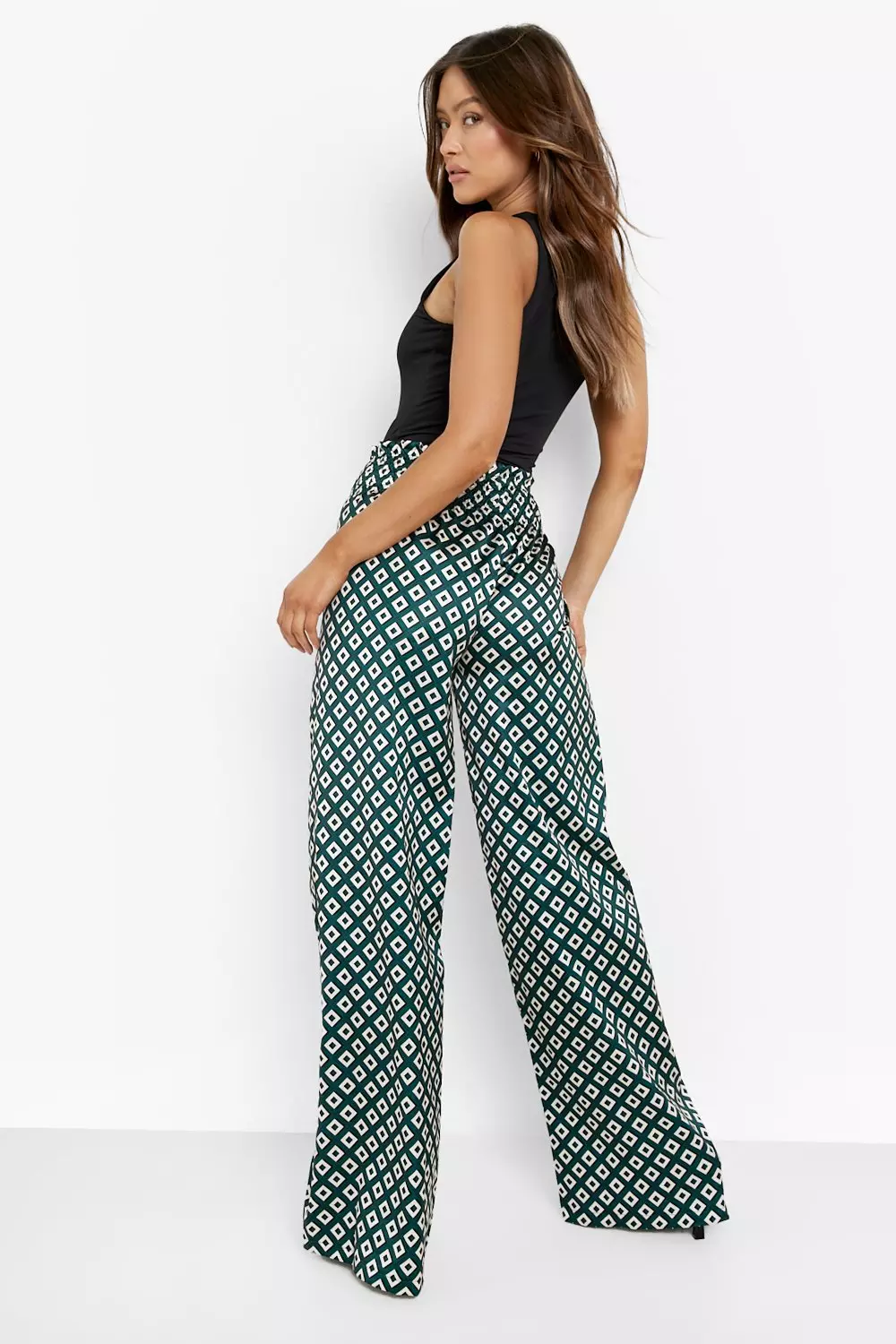 Green Satin Print Wide Leg Relaxed Trouser alternative image