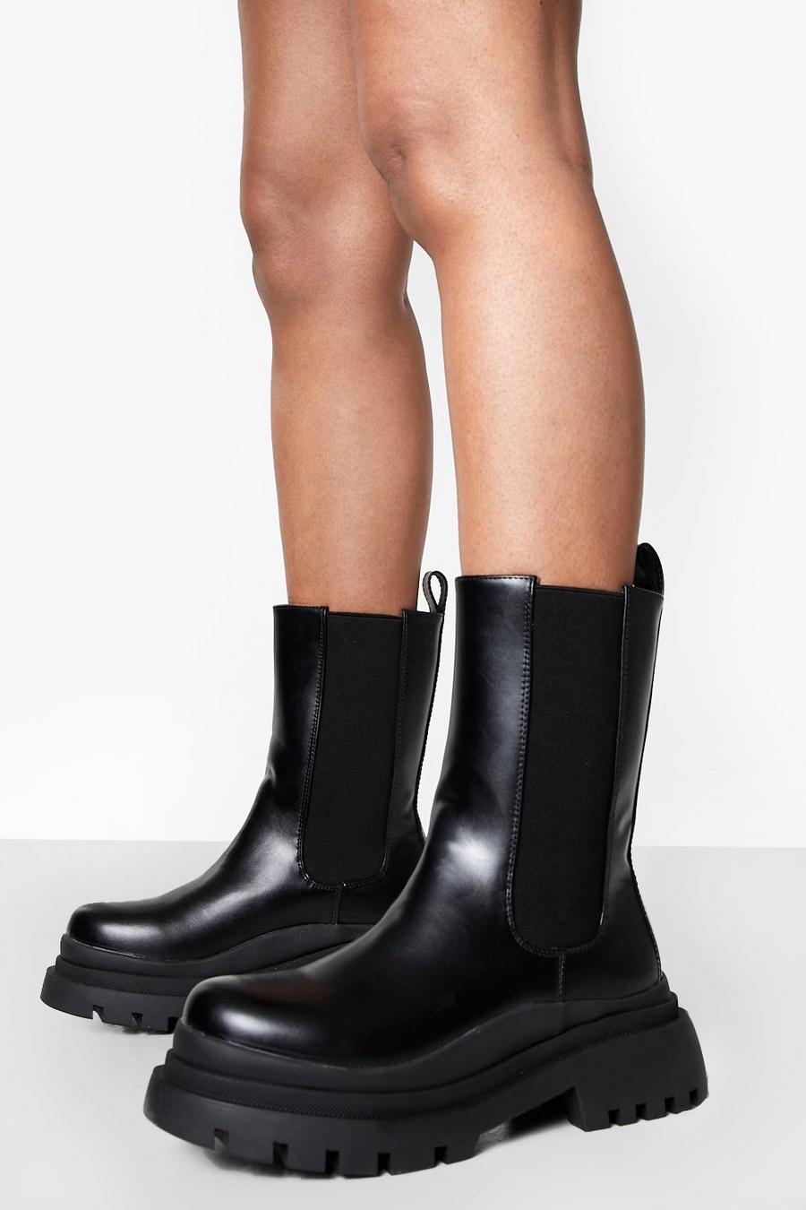 Black Wide Fit Chunky Wave Sole Detail Chelsea Boots