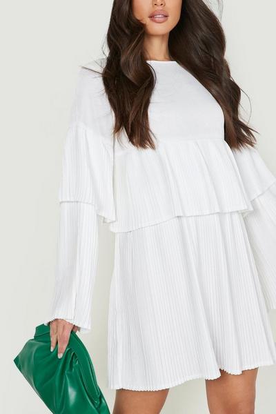 boohoo white Tall Pleated Tiered Chambray Smock Dress
