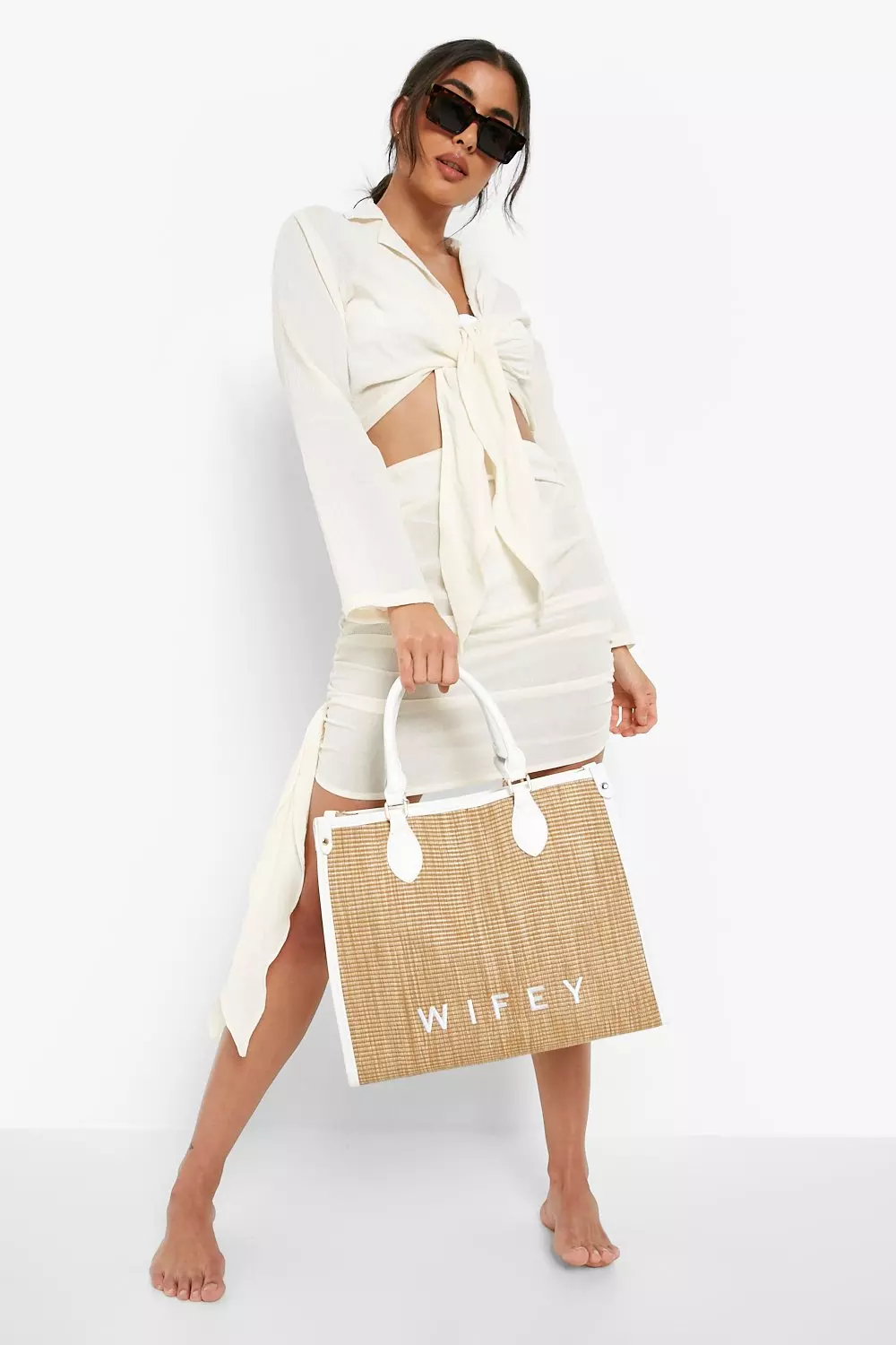 White straw beach on sale bag