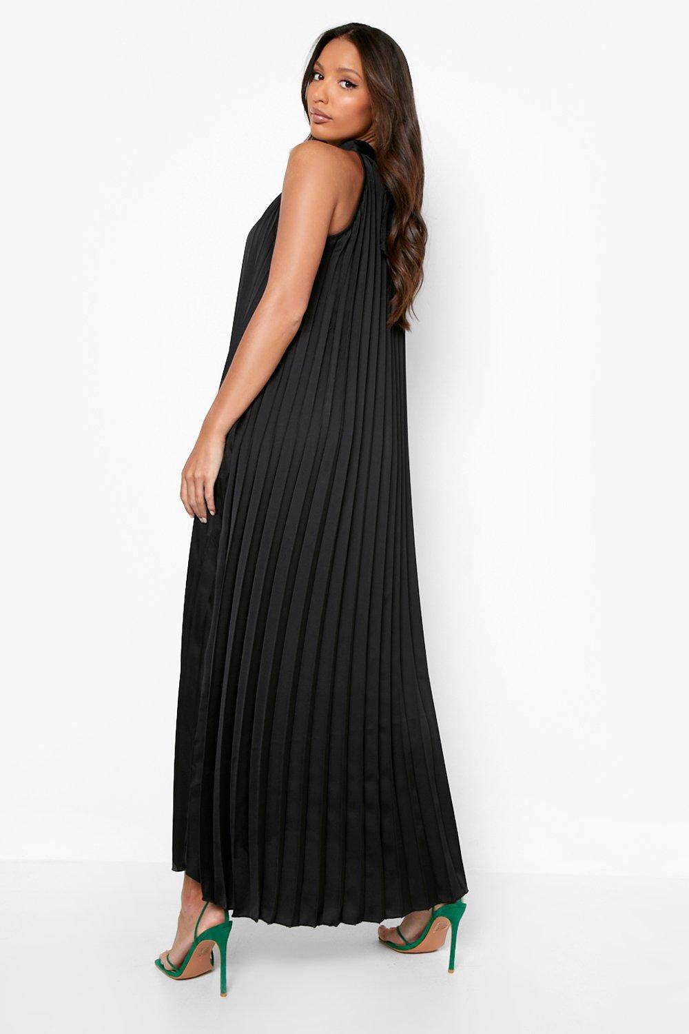 Pleated maxi 2025 dress black