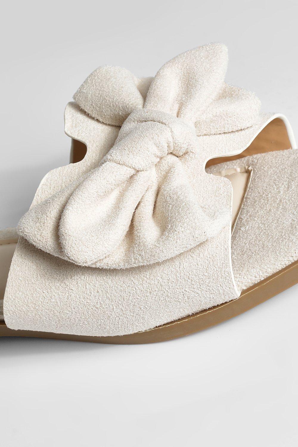 Soms scherm heelal Slippers Met Strik | boohoo