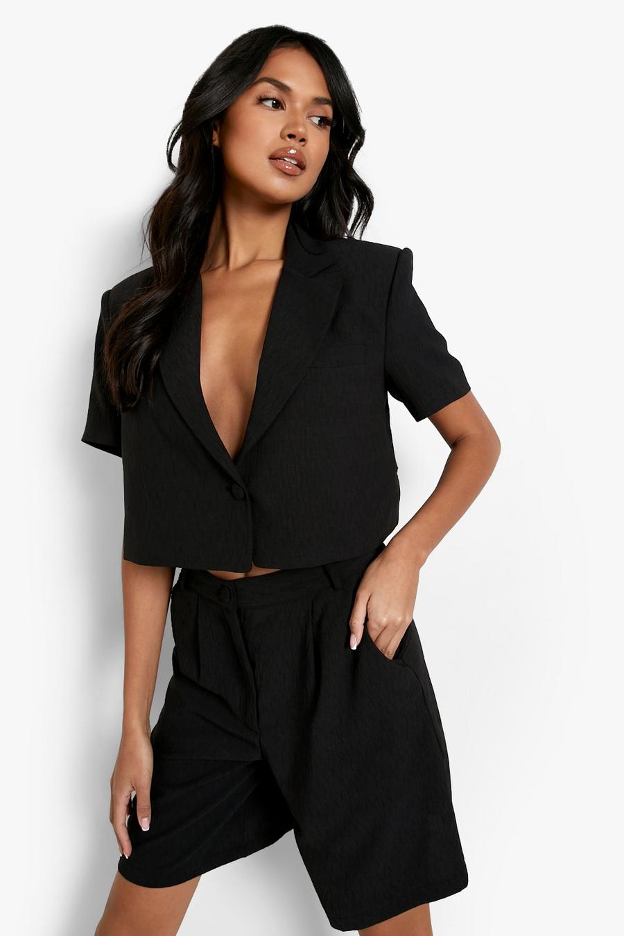 Black noir Premium Textured Linen Look City Shorts image number 1