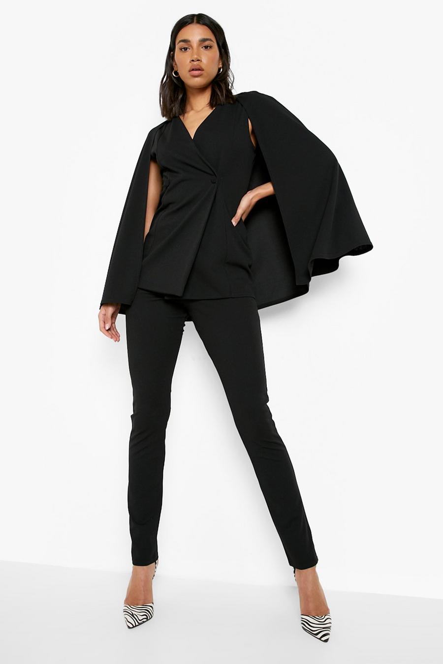 שחור חליפה של מכנסיים ובלייזר מעטפת בסגנון שכמייה  image number 1
