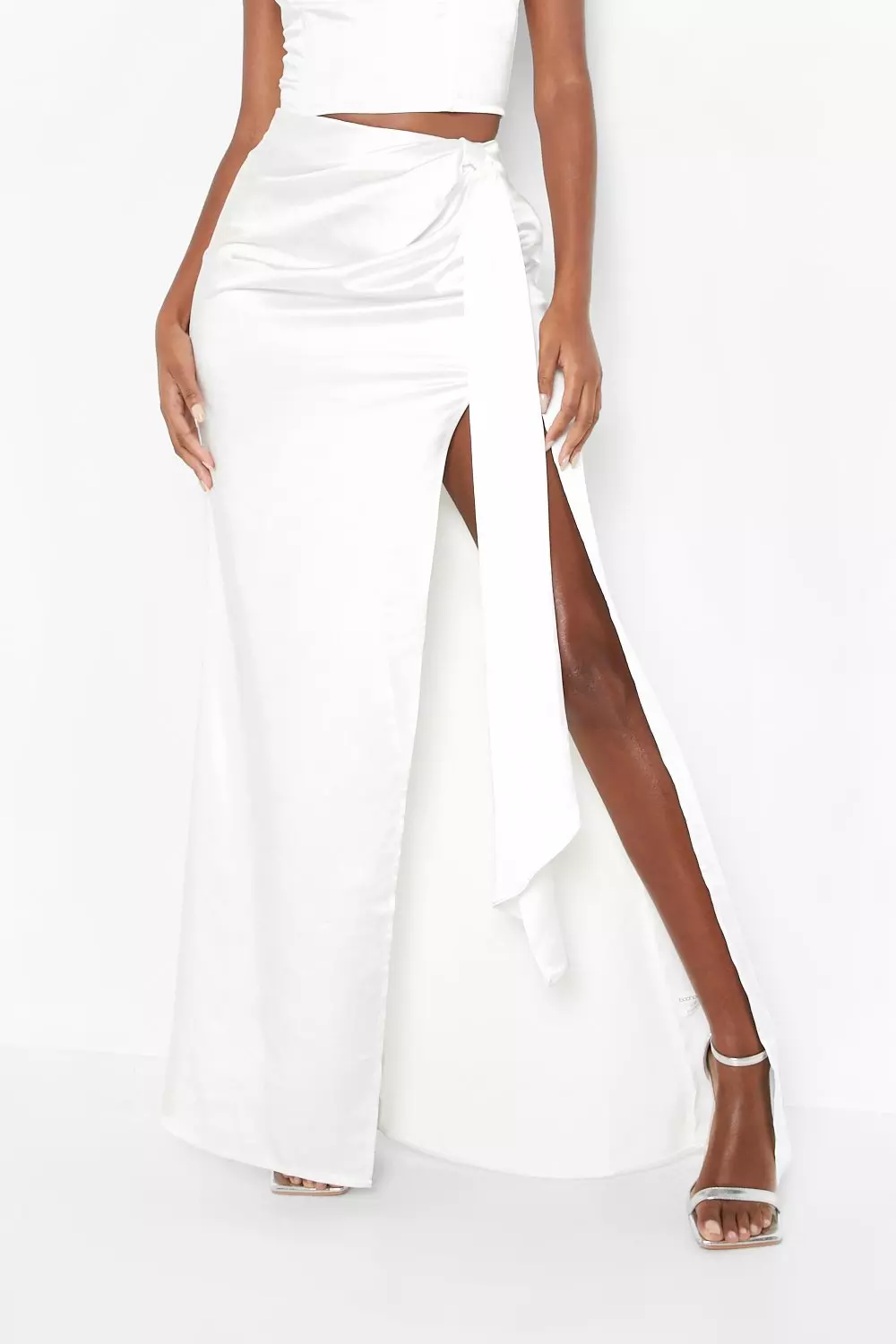 【THE MOZZ】Brit Satin Long Skirt Utility Satin Maxi Skirt – COMMENSE