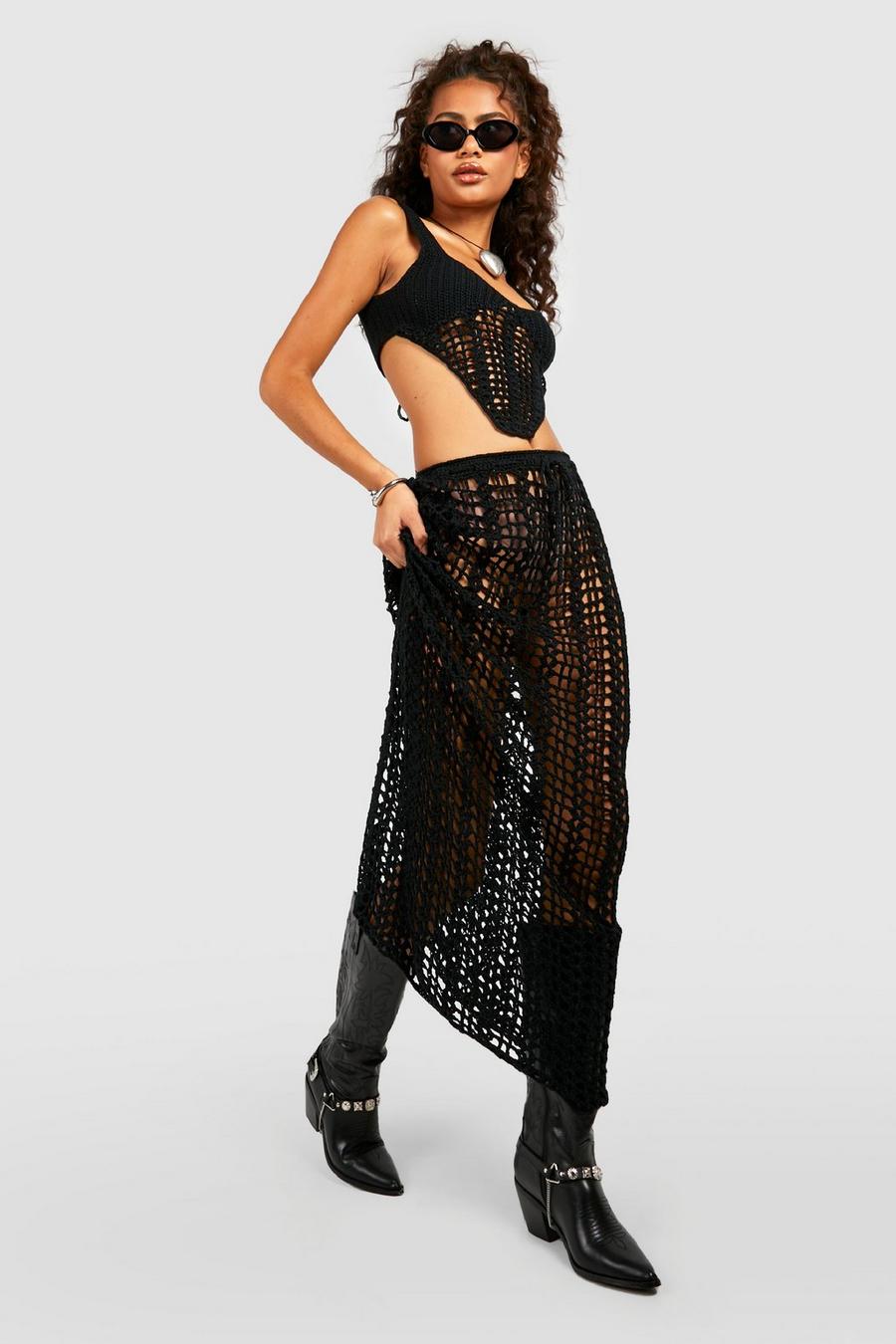 Black Premium Crochet Lace Back Corset And Maxi Skirt Set image number 1