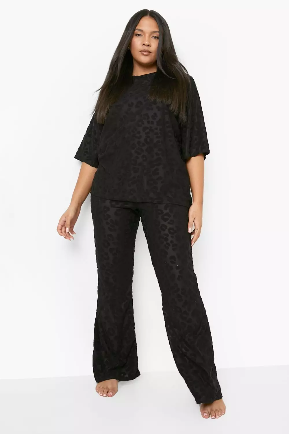 Black Plus Leopard Embossed Towelling Lounge Set alternative image