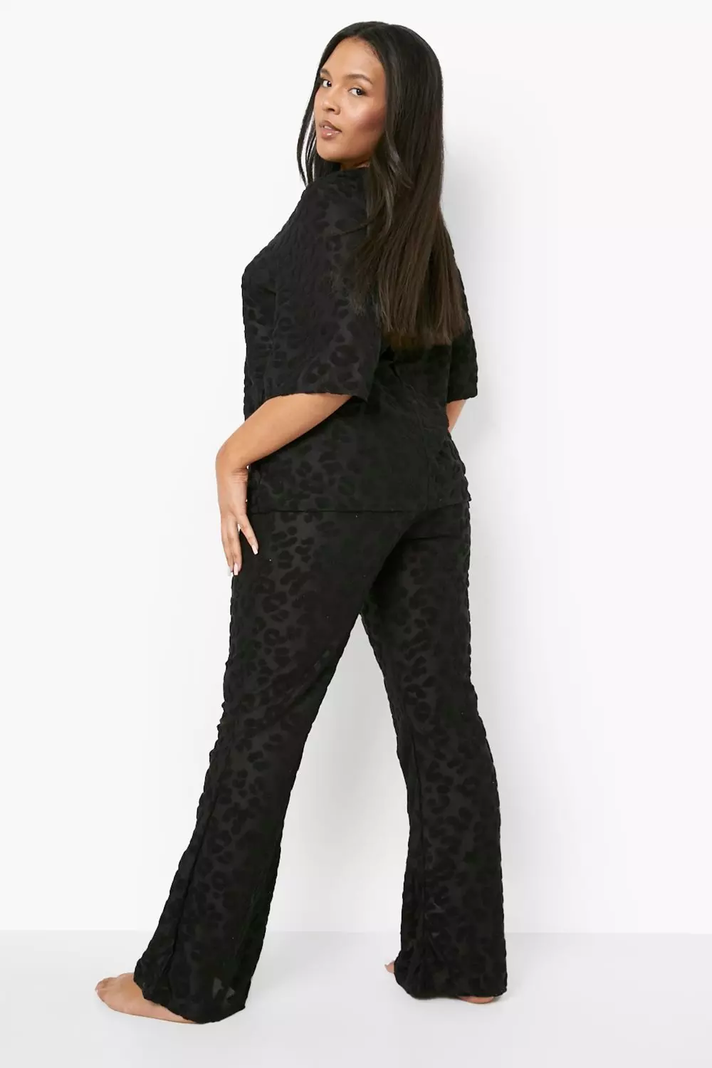 Black Plus Leopard Embossed Towelling Lounge Set alternative image