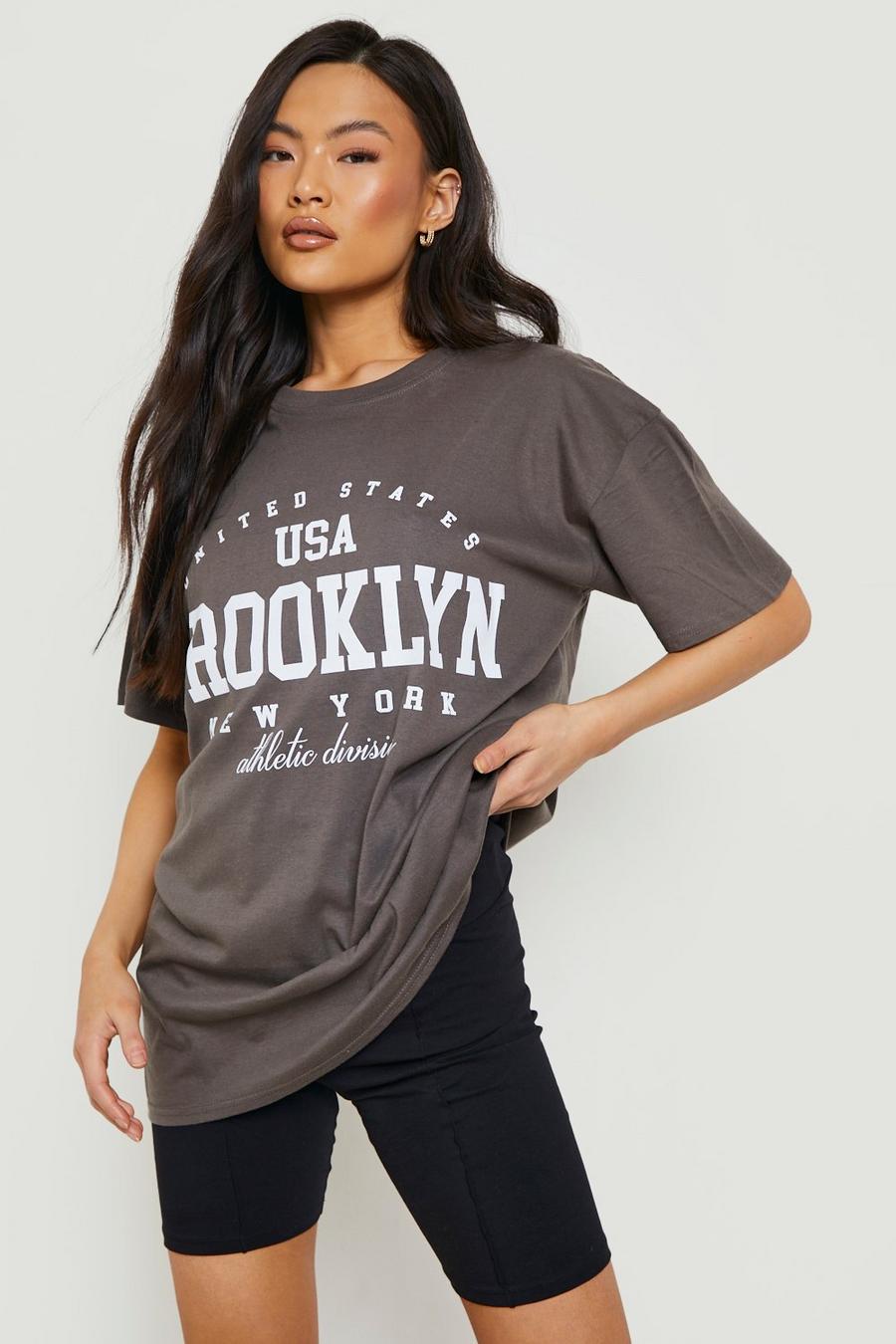 Camiseta oversize con estampado de Brooklyn, Charcoal image number 1