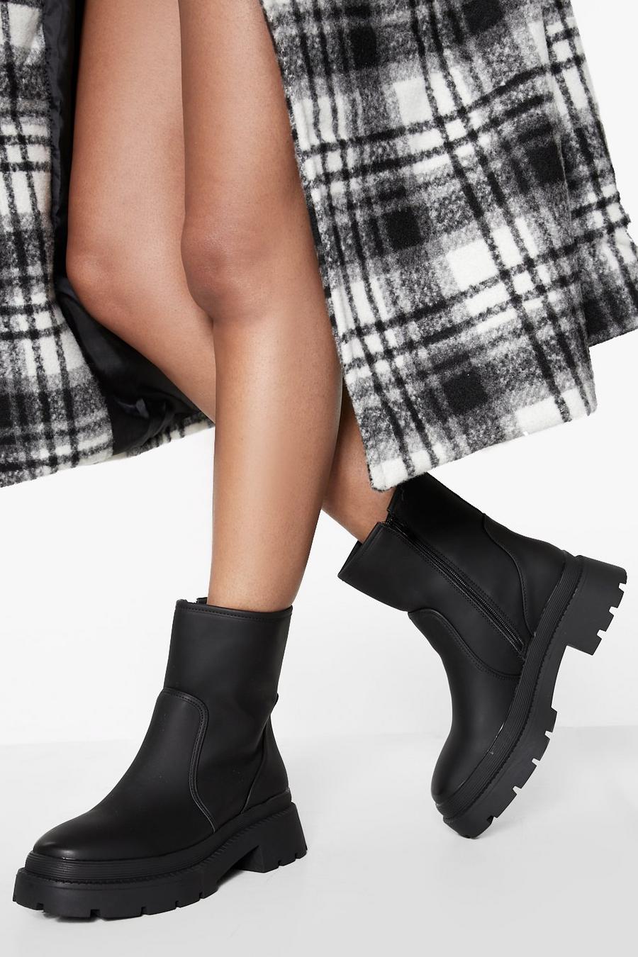 Black Chunky Pull On Boots image number 1