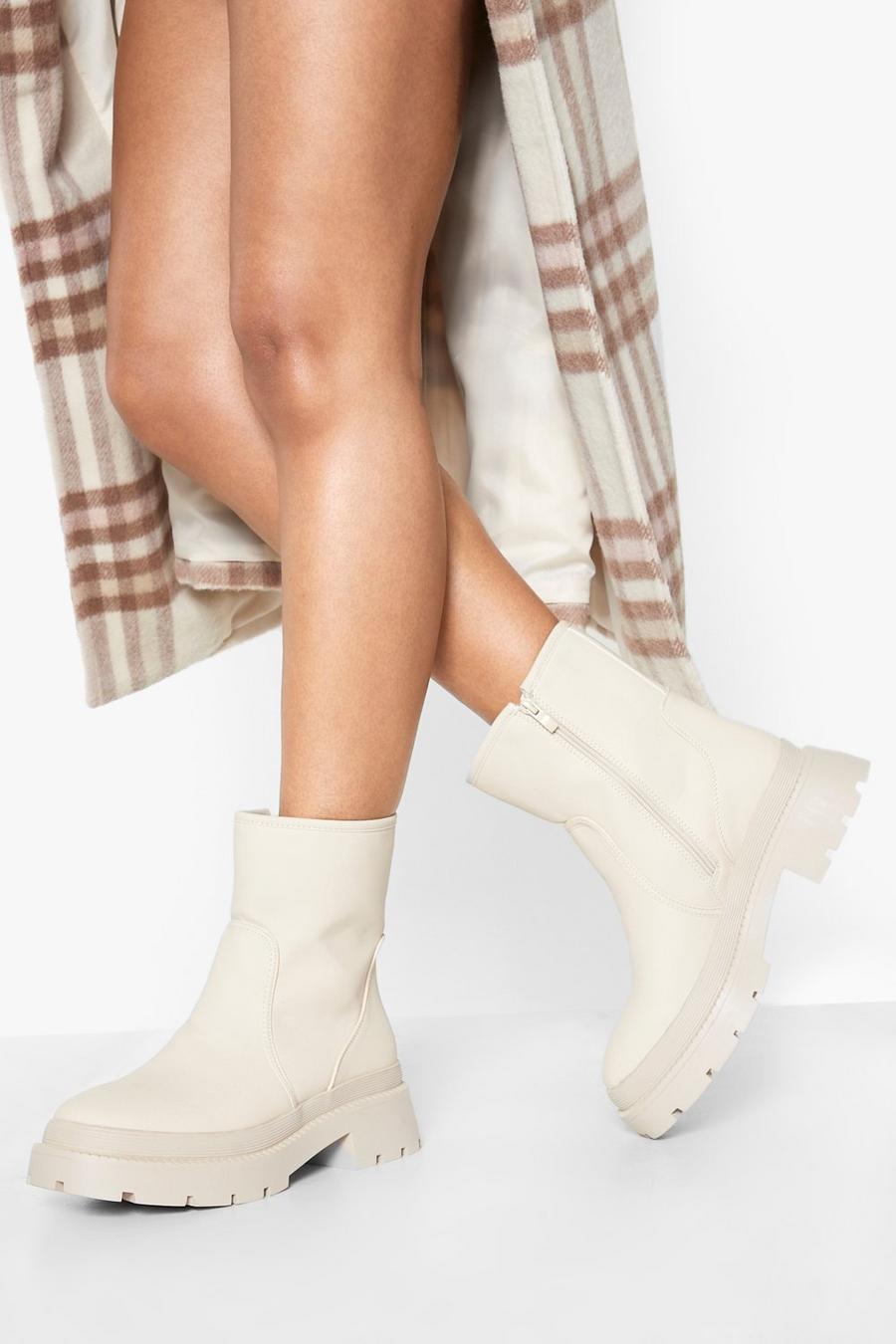 Cream Chunky Pull On Boots image number 1