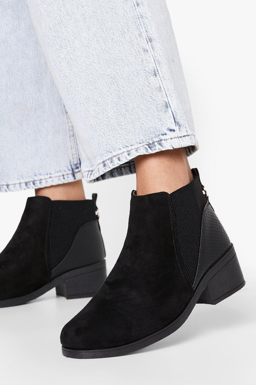 Black Wide Fit Zip Detail Chelsea Boots image number 1