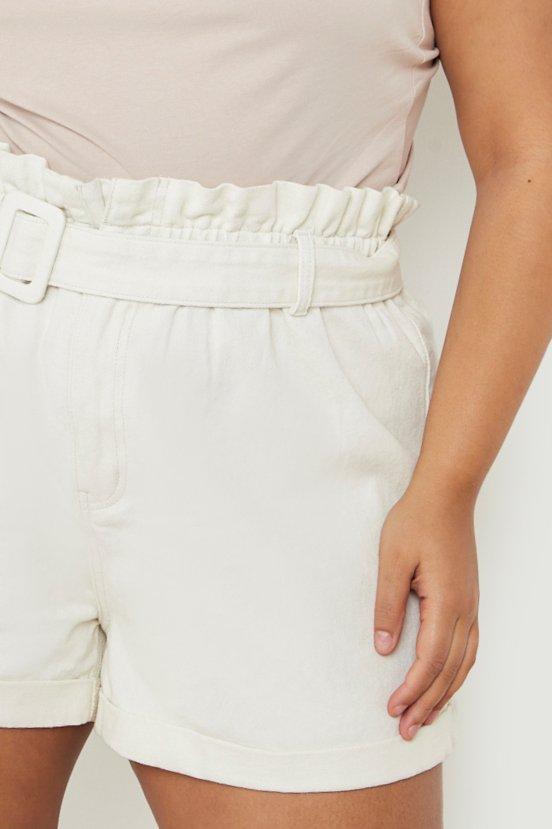 Boohoo hot sale white shorts