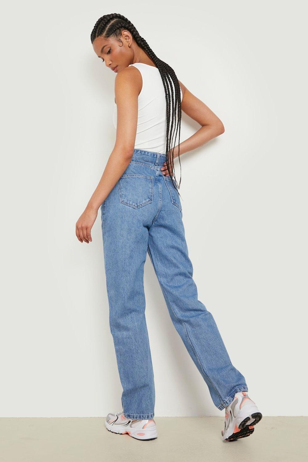 Tall gerade Jeans mit hohem Bund und geradem Bein | boohoo DE