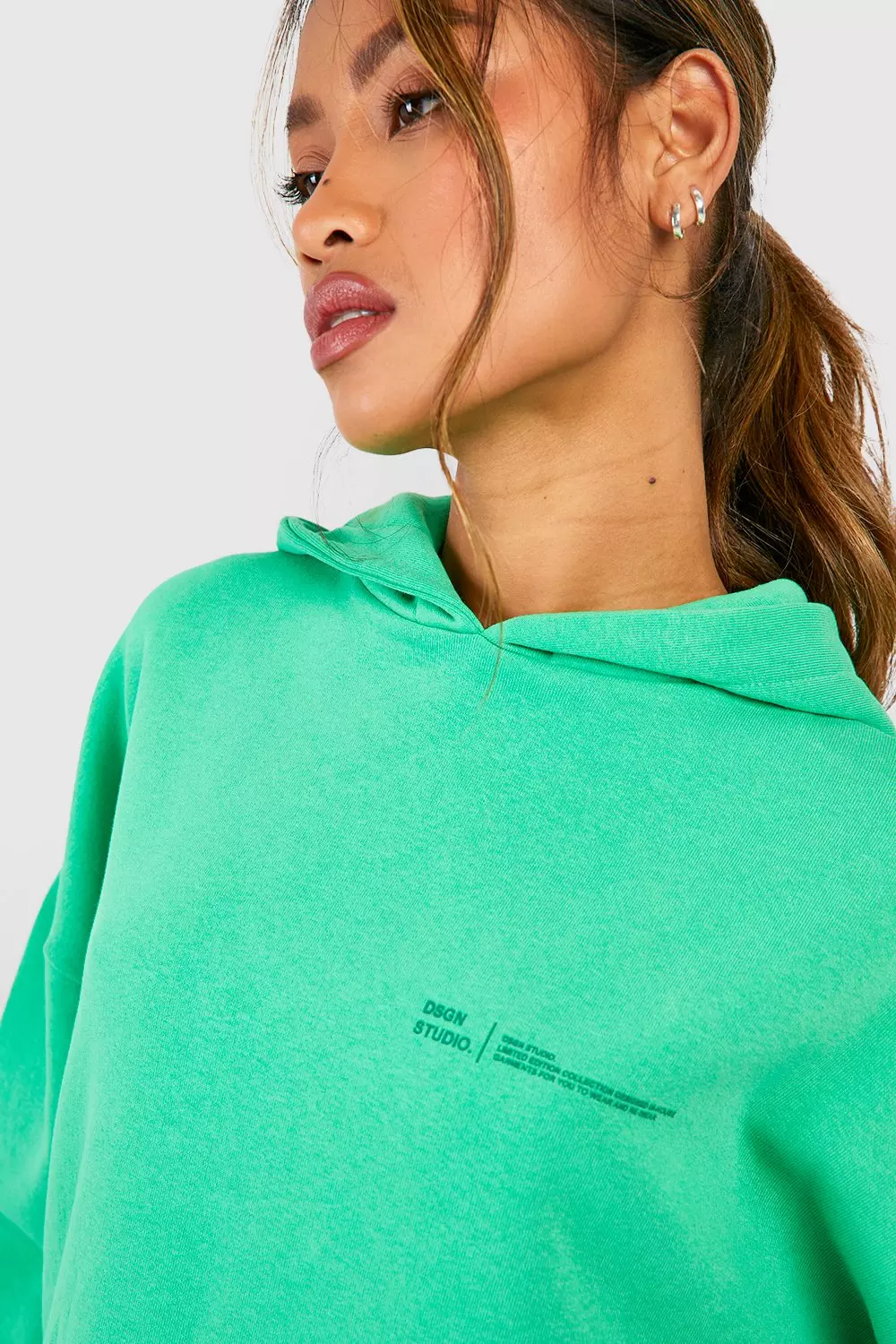 Green Dsgn Studio Text Print Hooded Short Tracksuit  alternative image