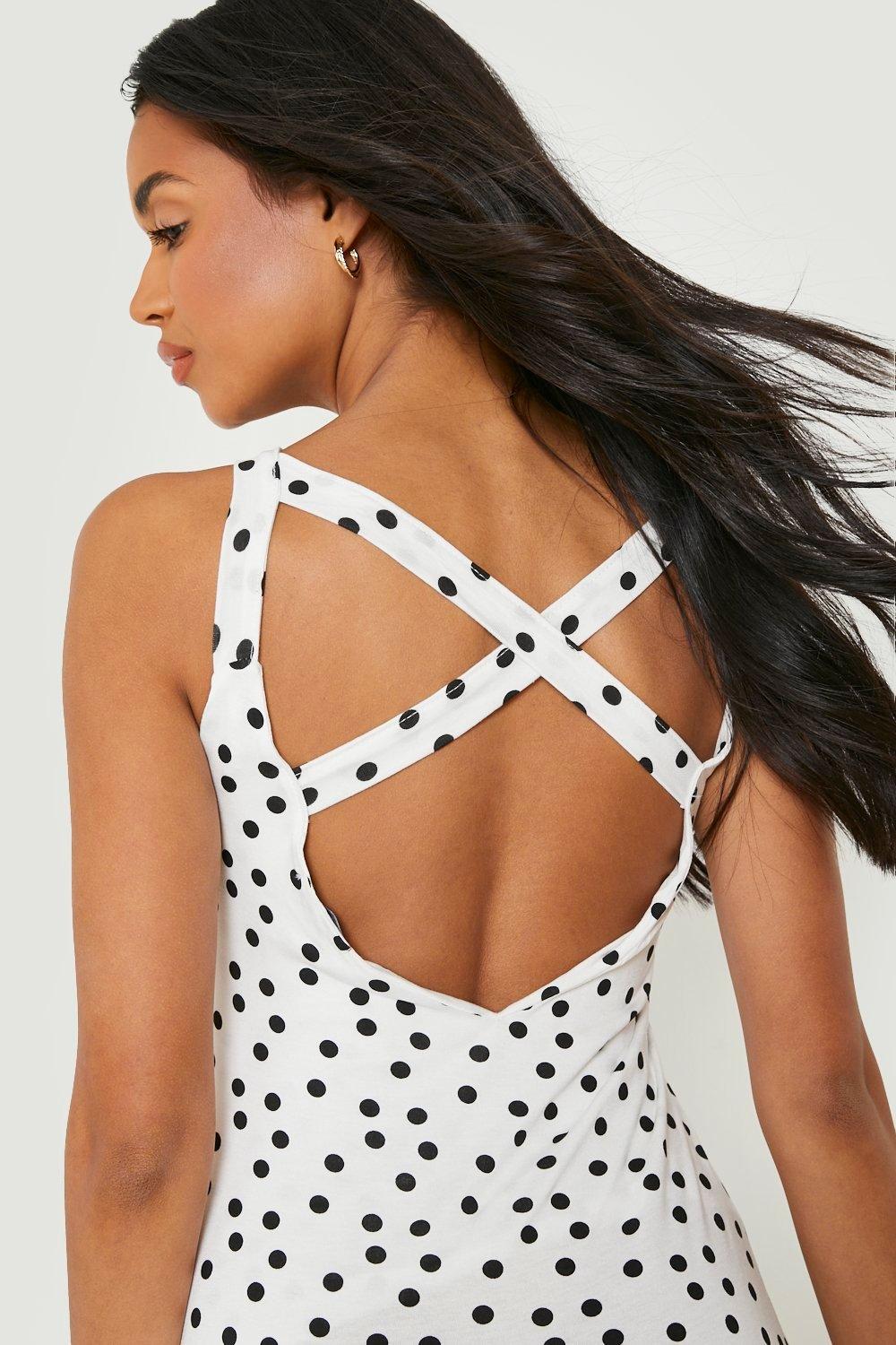 Boohoo robe a online pois