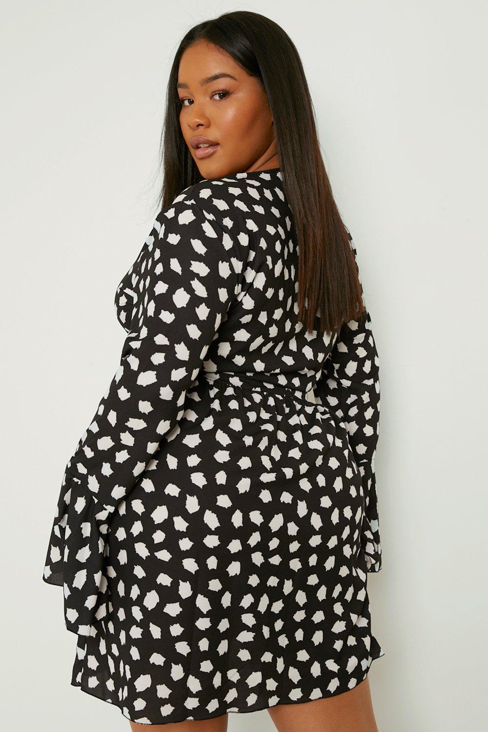 Plus Spot Print Flare Sleeve Smock Dress boohoo UK