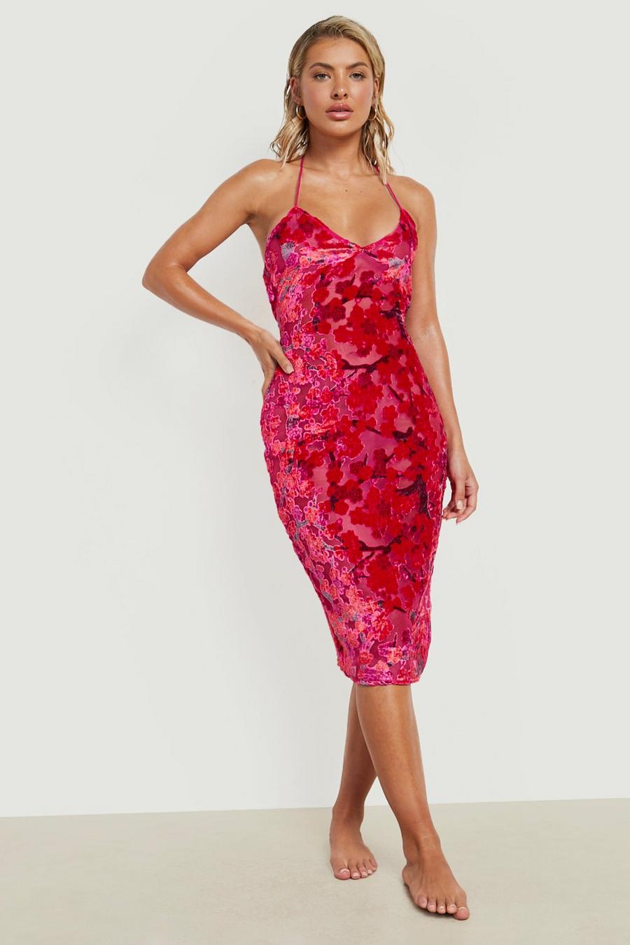 ורוד rosa שמלת חוף מבד דוורה שקוף בסגנון קמיסול ובאורך מידי עם מחשוף עמוק