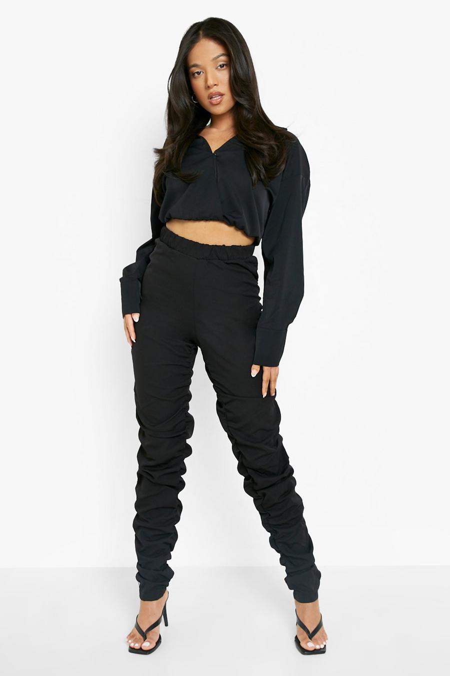 Black Petite Ruched Cargo Jogger