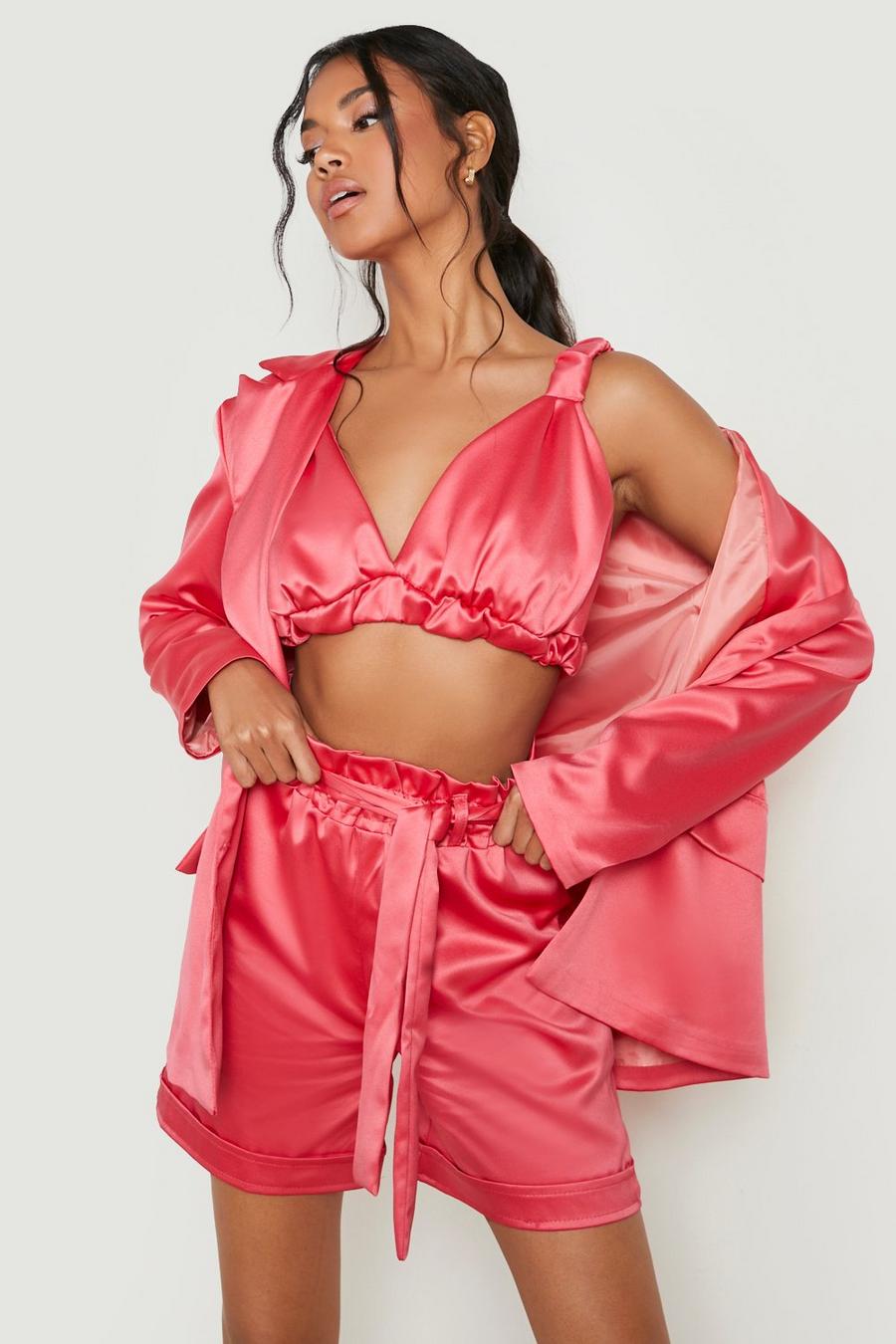 Hot pink Kostymshorts i satin med paperbag-midja image number 1