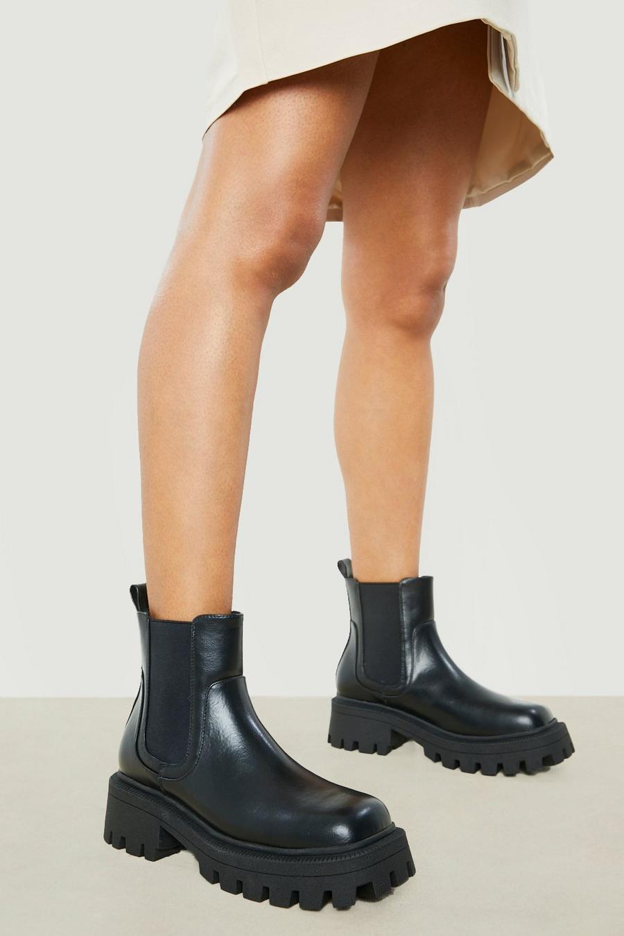 Black Super Chunky Short Chelsea Boots image number 1