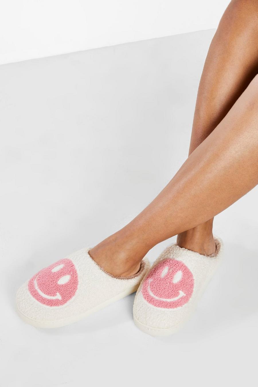 Zapatillas para estar en casa de borreguito con cara sonriendo, Pink rosa image number 1