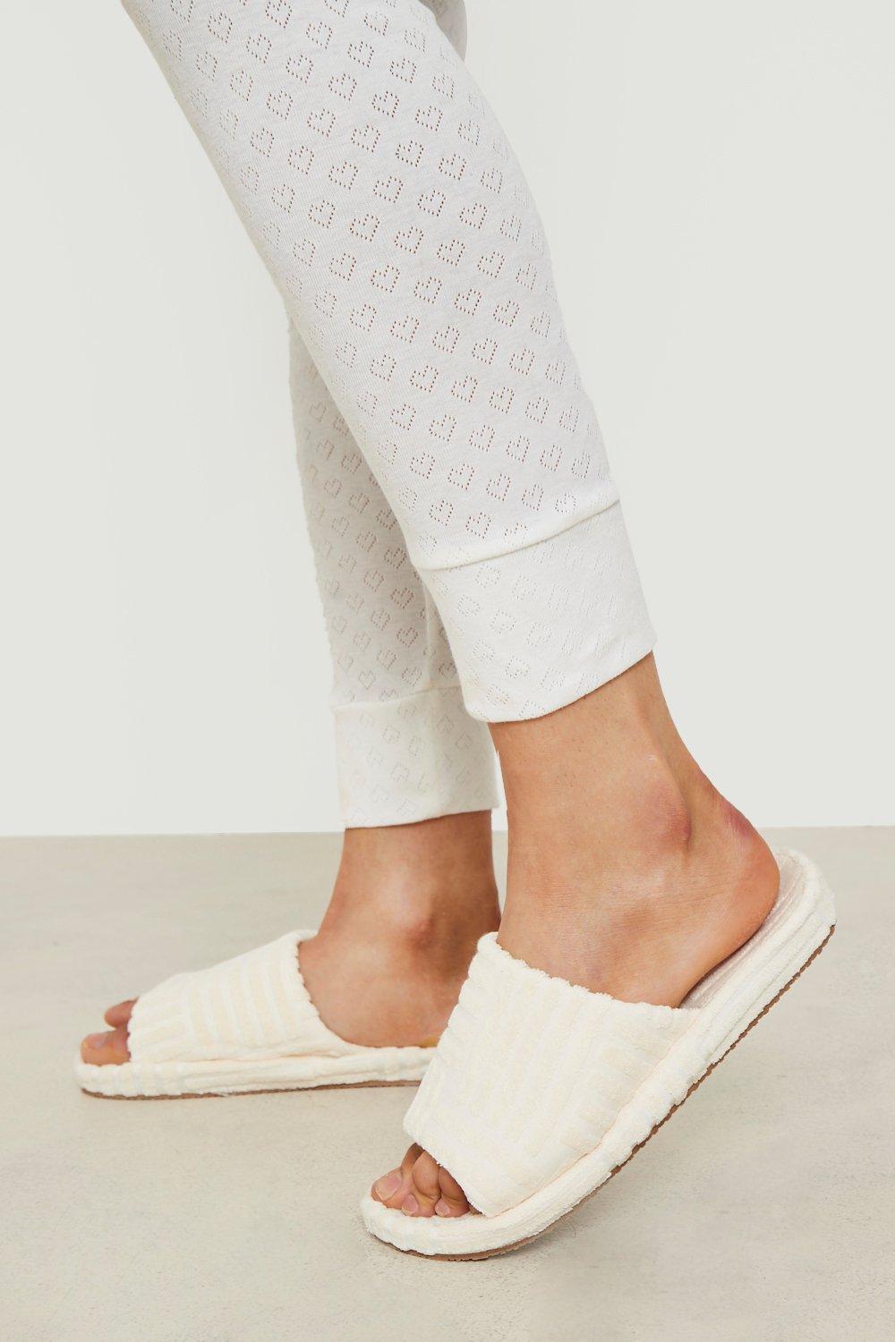 Womens best sale slippers boohoo