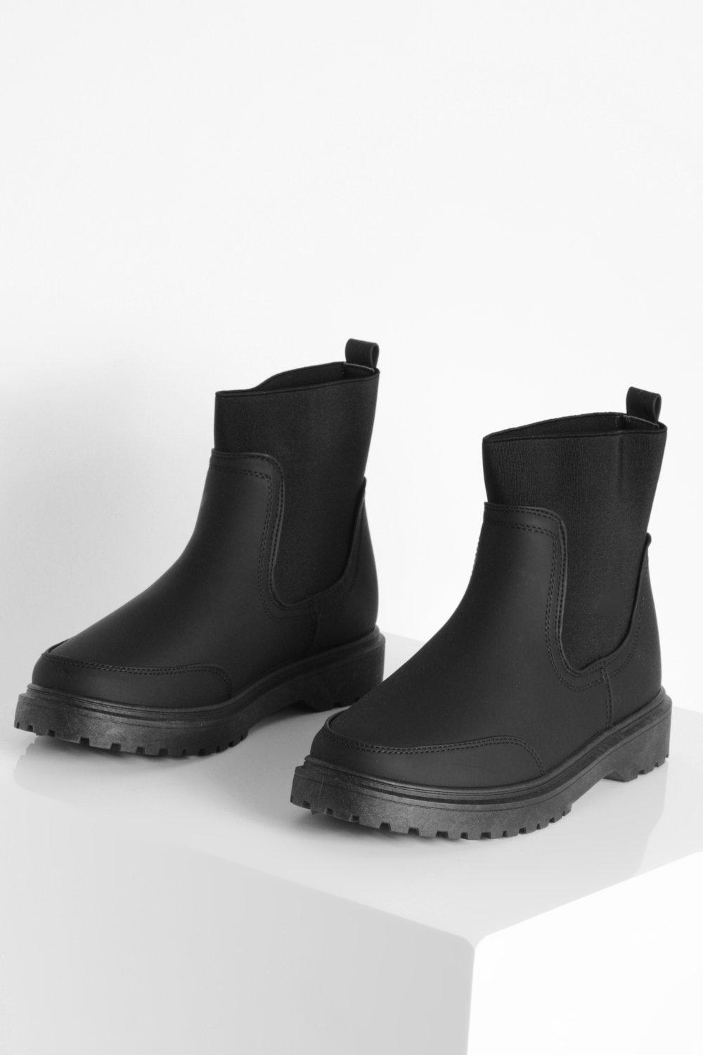 Rubber chelsea hot sale boots womens