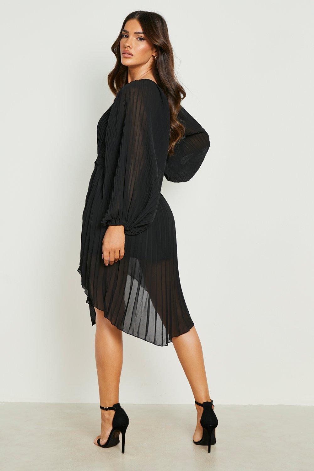 Pleated dress outlet boohoo