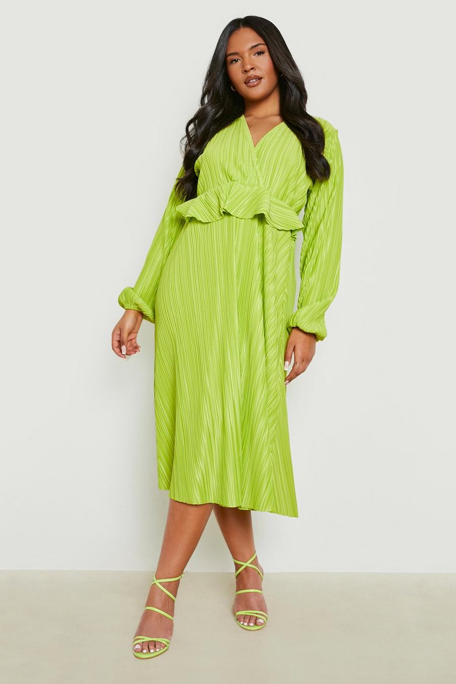 Green Plus Plisse Ruffle Detail Midi Dress  image number 1