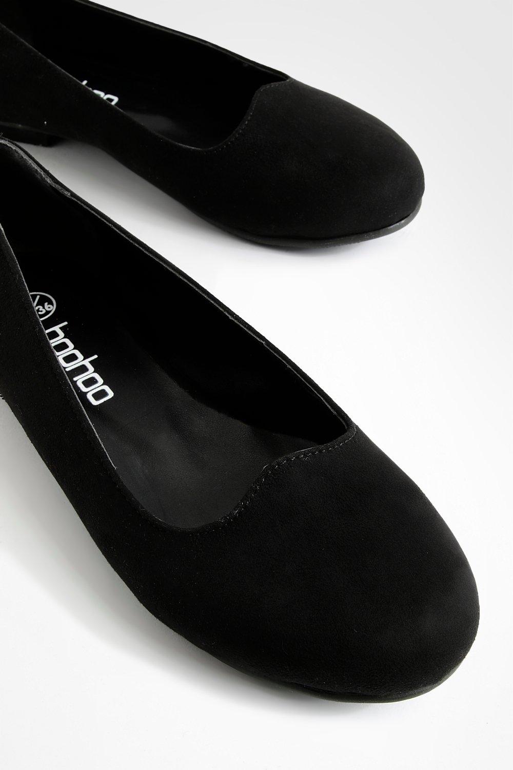 Boohoo best sale flat shoes