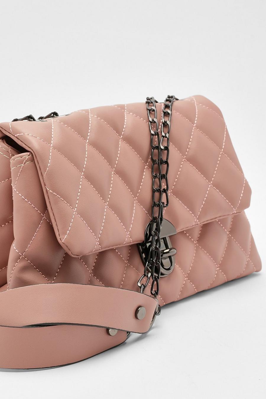 Pink rosa Quilted Chain Cross Body Bag image number 1