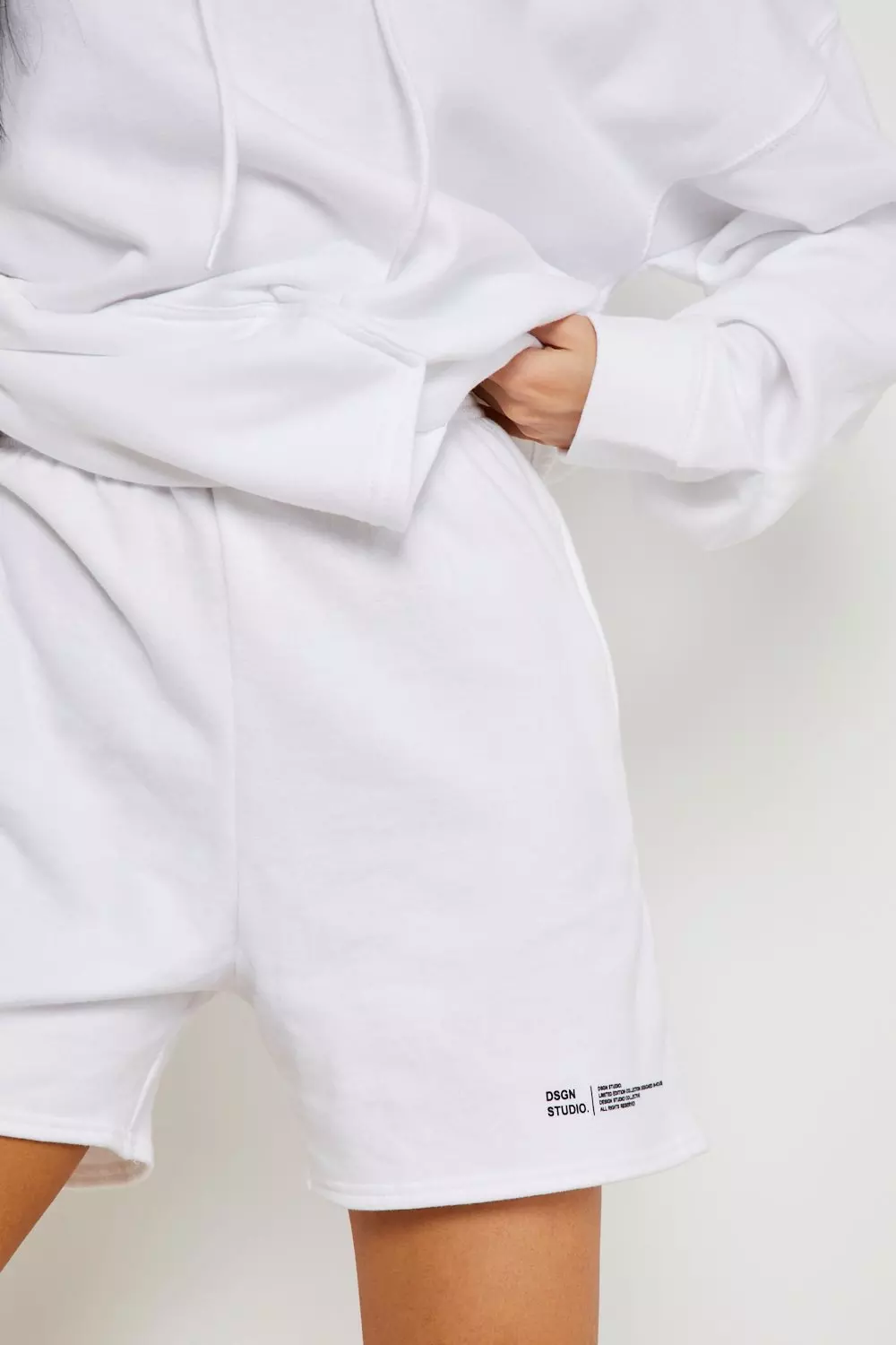 White Dsgn Studio Text Print Hooded Short Tracksuit  alternative image