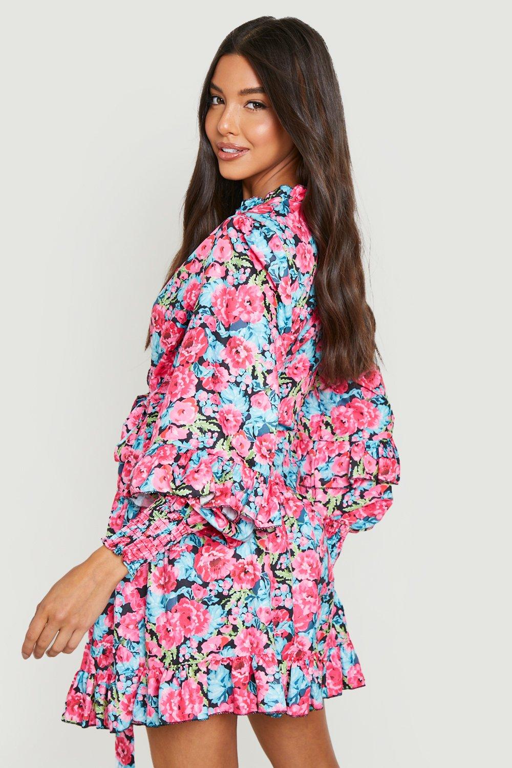 Printed Ruffle Tie Front Skater Dress boohoo