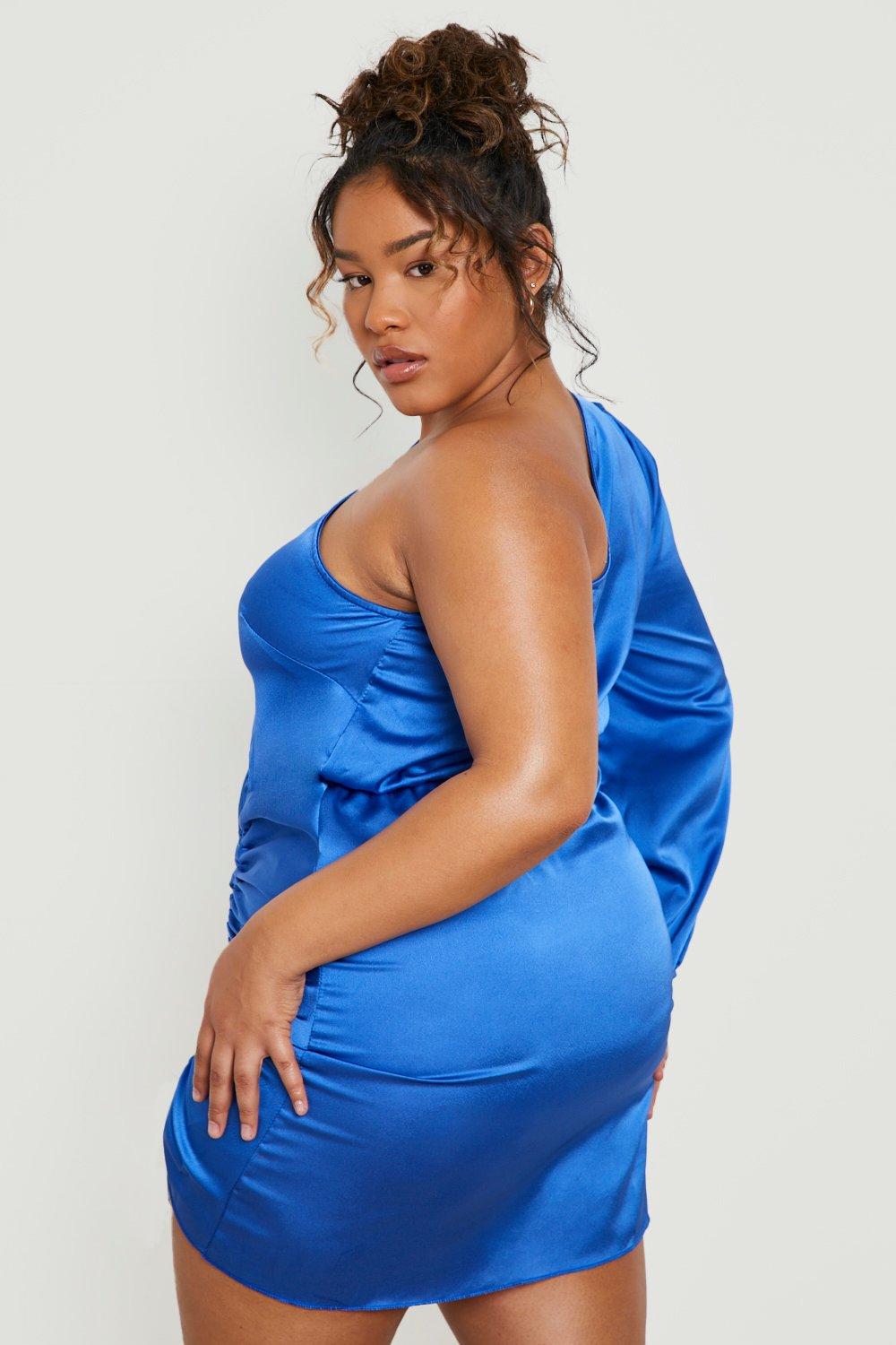Grande taille Robe asymetrique satinee froncee