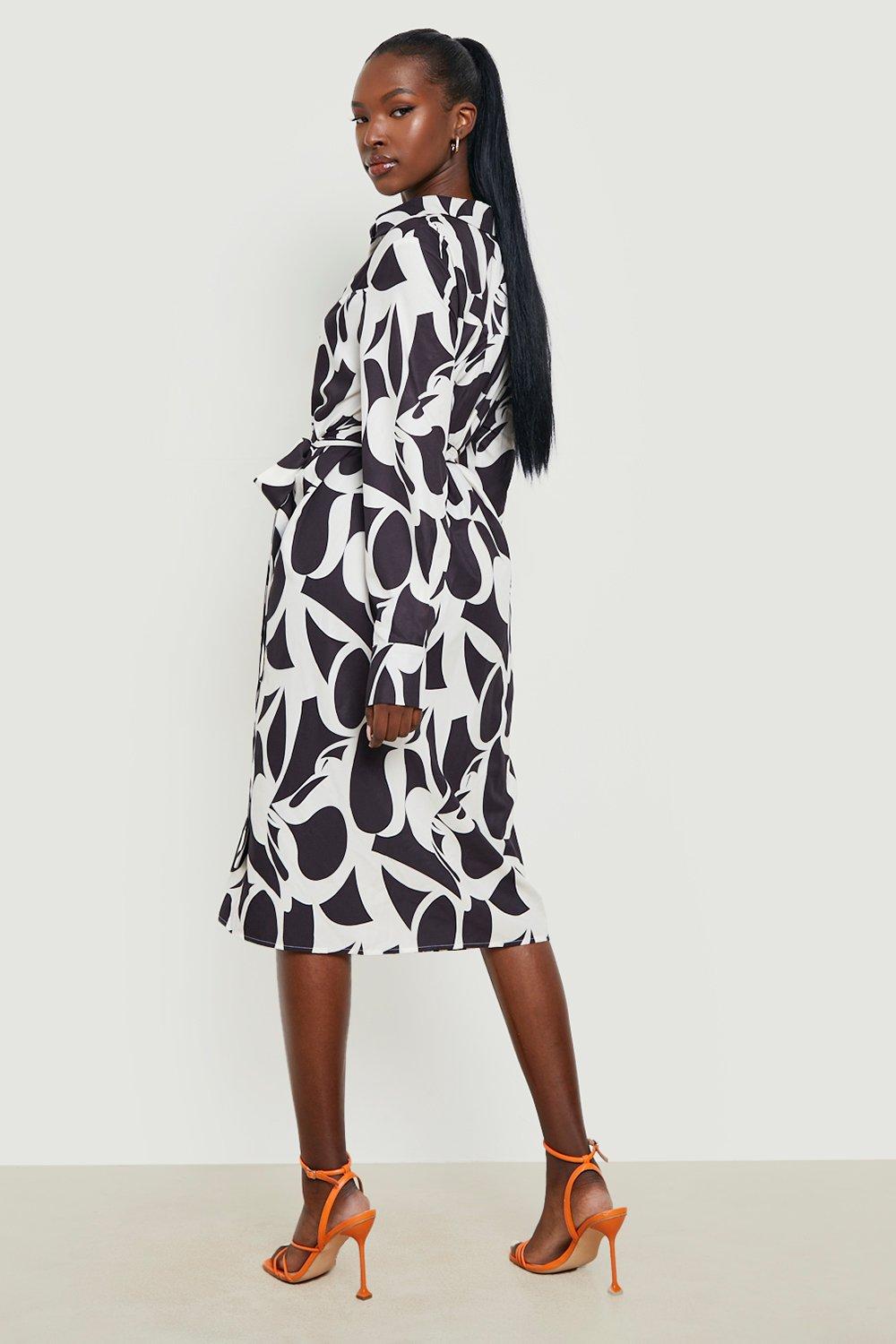 Boohoo lion store emblem midi dress