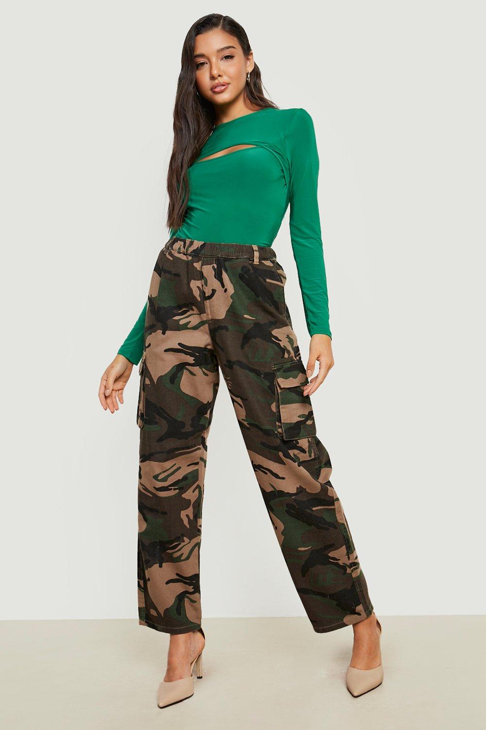 Camo pants hot sale boohoo