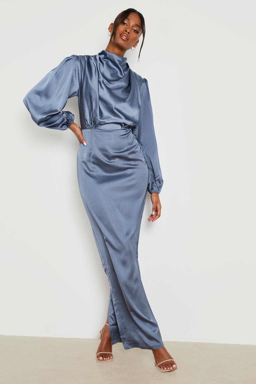Satin Maxikleid mit Wasserfallausschnitt und Schlitz boohoo DE