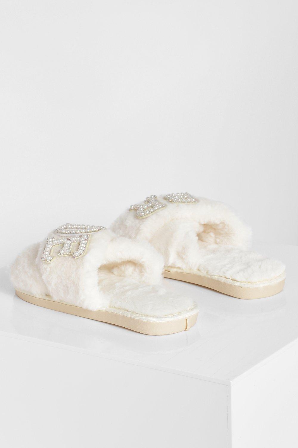 Womens slippers boohoo hot sale