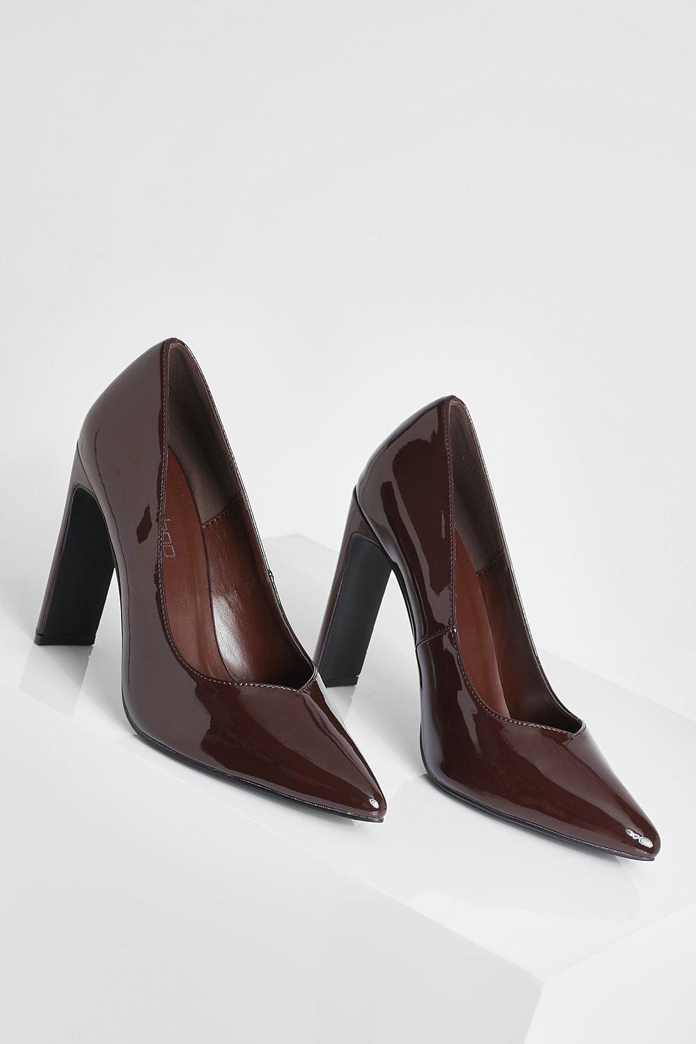 Wide Fit V Detail Flat Heel Court Shoe