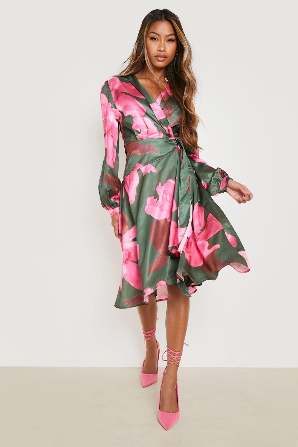 Boohoo exclusive wrap midi dress in pink floral best sale