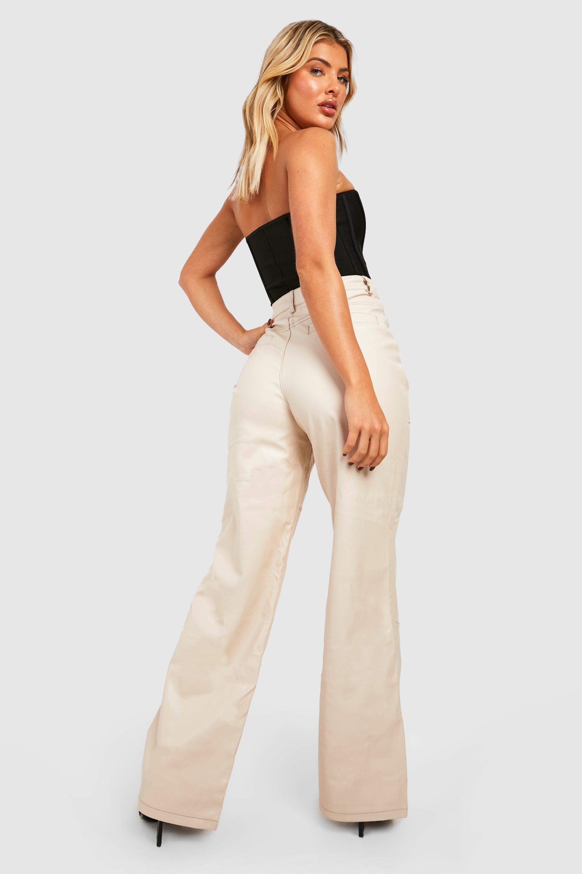 Pantalón Recto Efecto Cuero Plateado Mate Boohoo de color Blanco