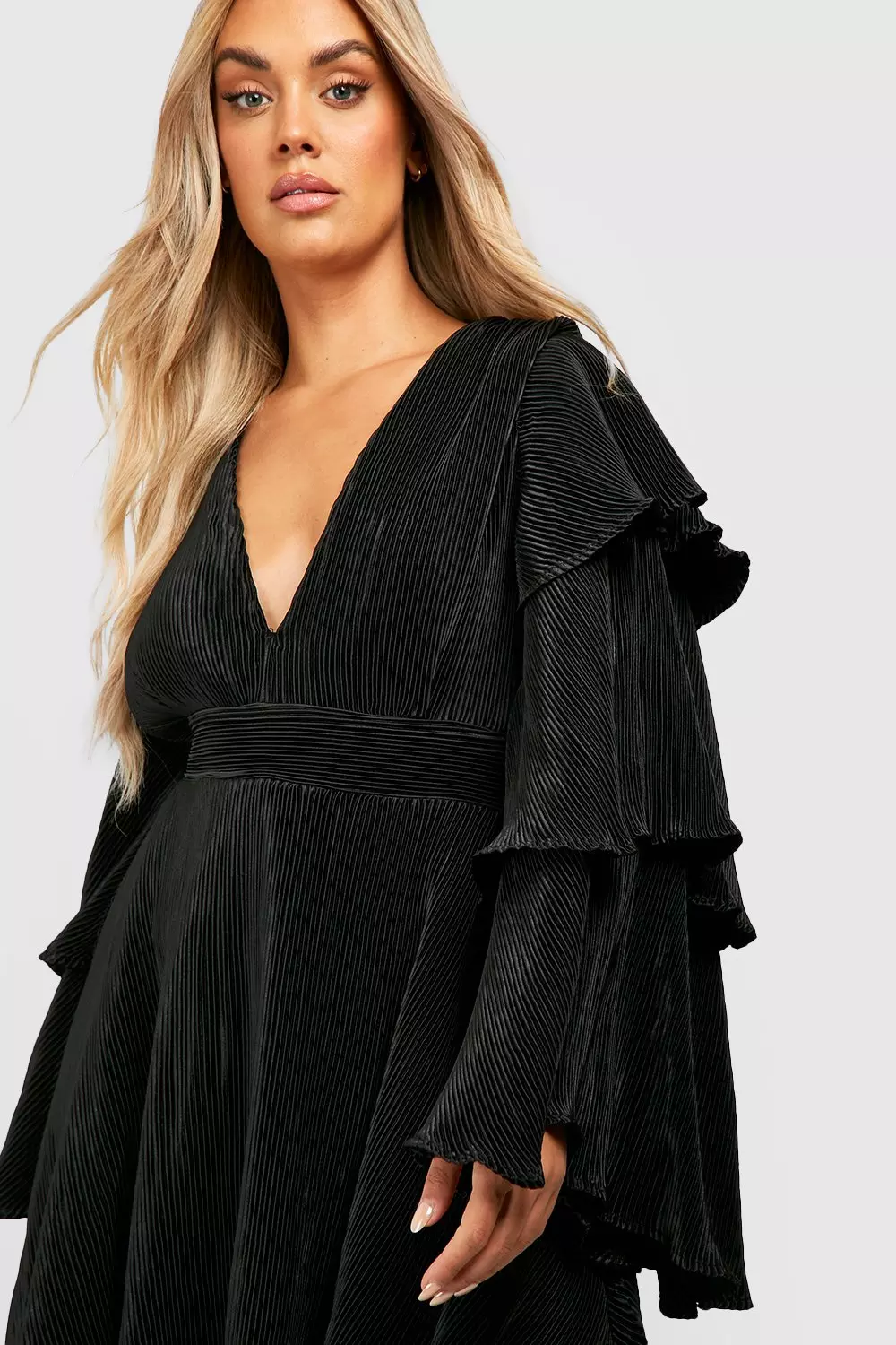 【美品】perverze Ruffle String Knit / Black Black Strapless Tiered Ruffle Knit Romper | Lime Lush Boutique