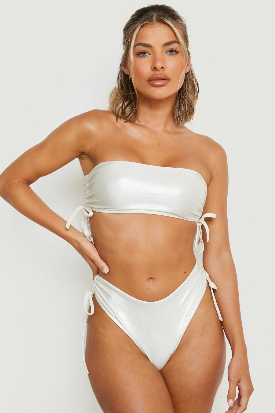 Set bikini a vita alta con top a fascia effetto lucido con ruches , Ivory white image number 1