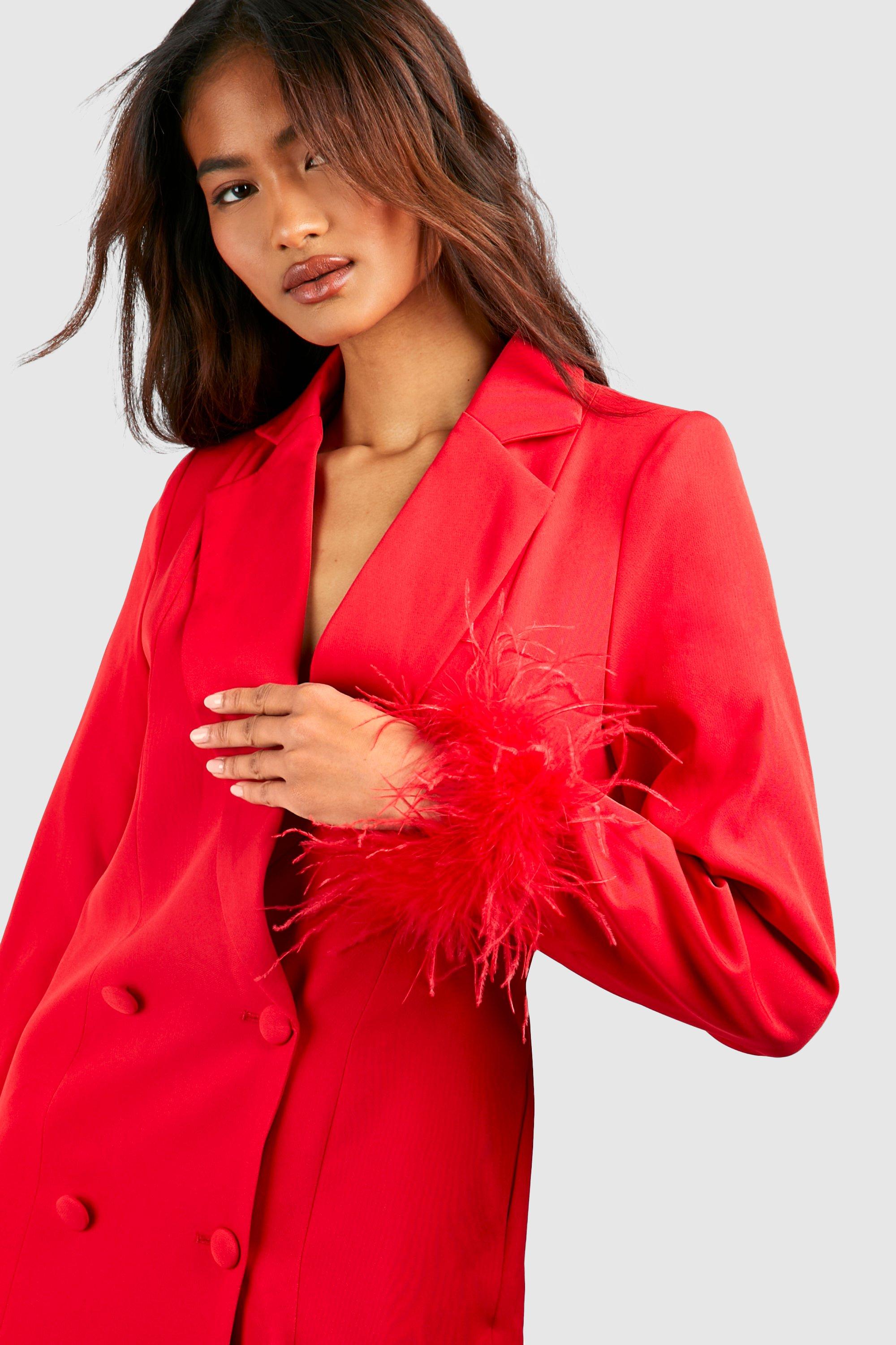 Tall Blazer Jurk Met Veren Detail