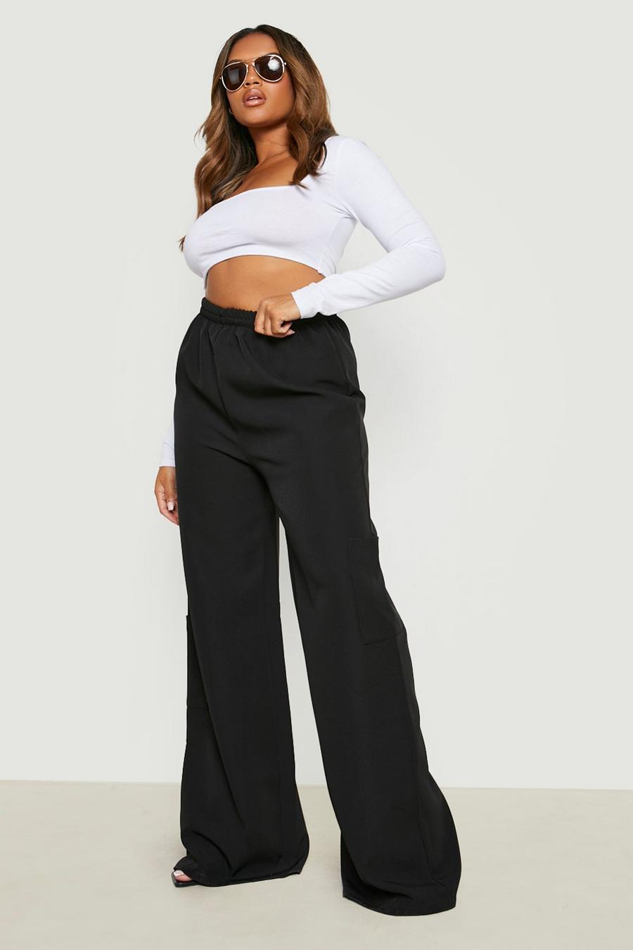 Pantalón Plus con cintura elástica y bolsillos cargo, Black image number 1