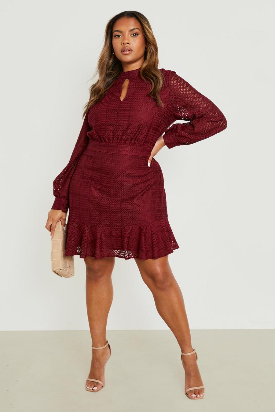 Berry rosso Plus Crochet Lace Keyhole Ruffle Skater Dress image number 1