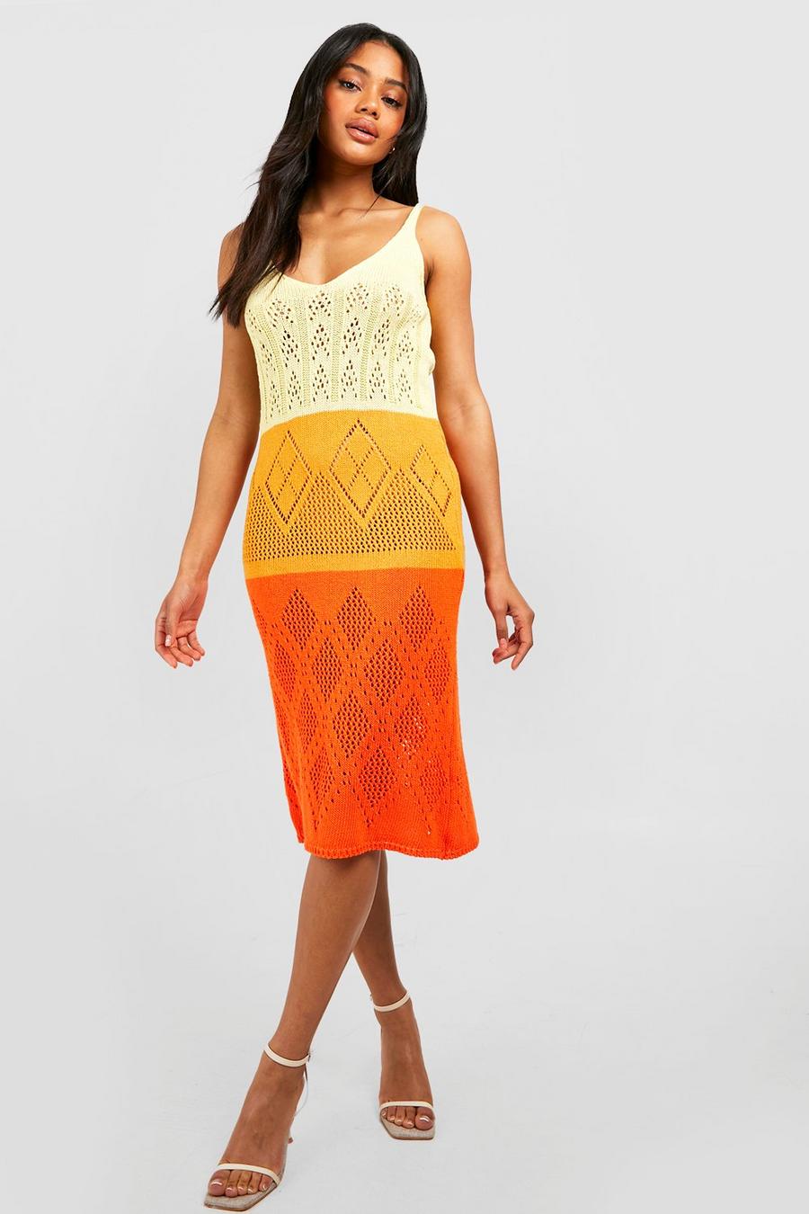 Orange Virkad långklänning med ombréeffekt image number 1