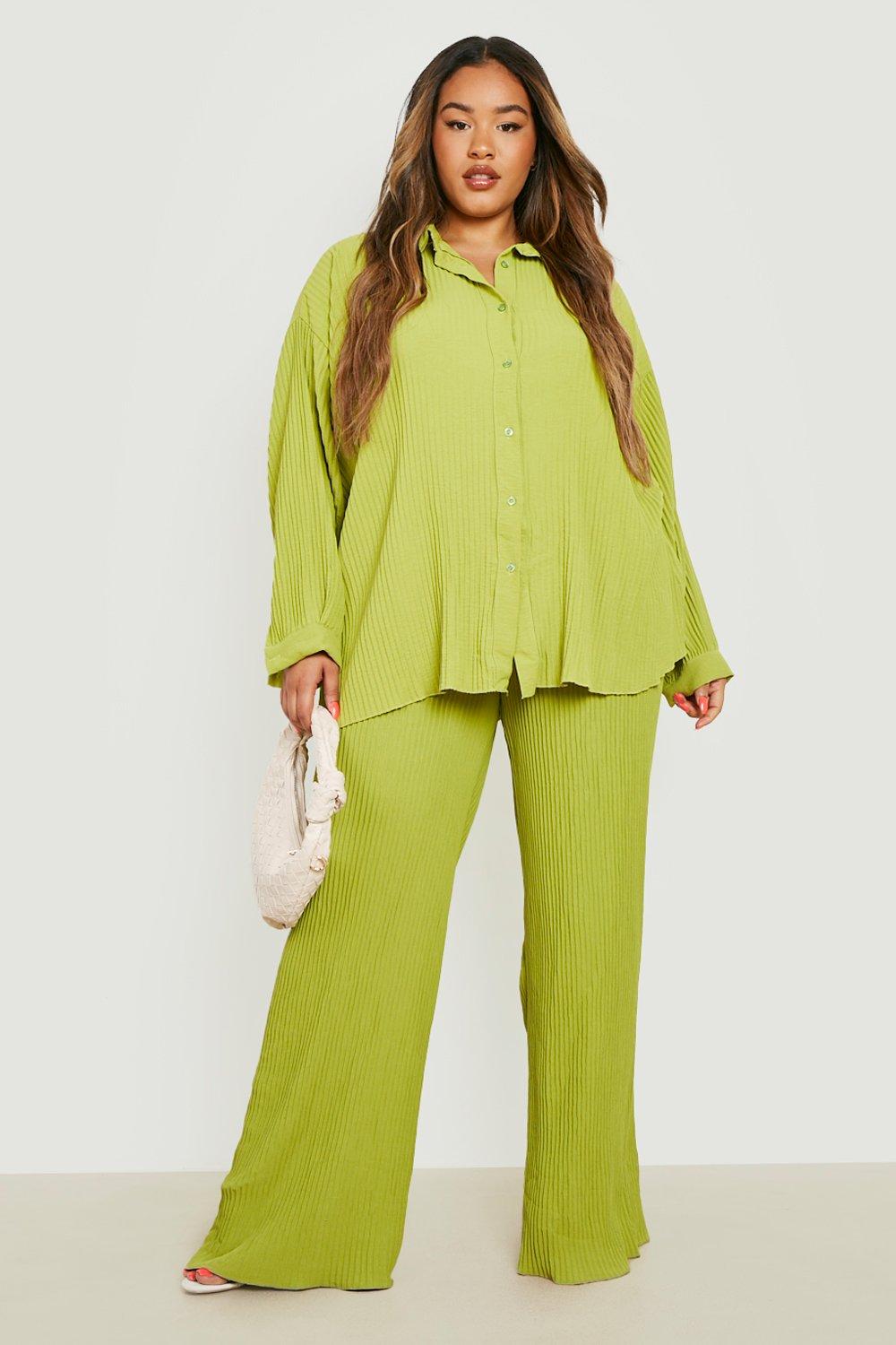 Boohoo plus best sale size pants